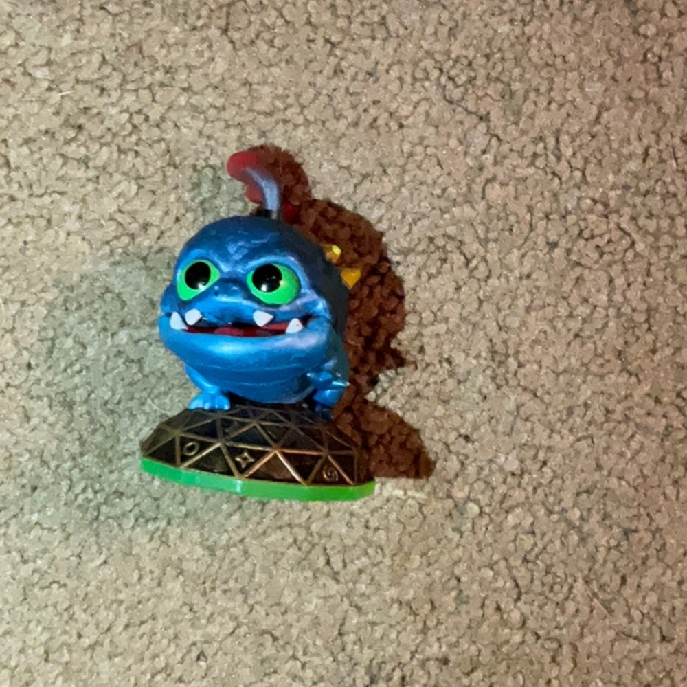 Toy - Picture 2 of 5